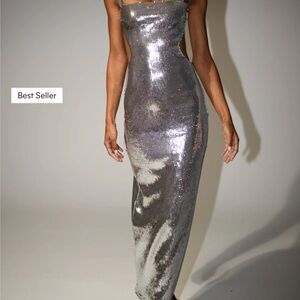 Worn once for a few hours!!